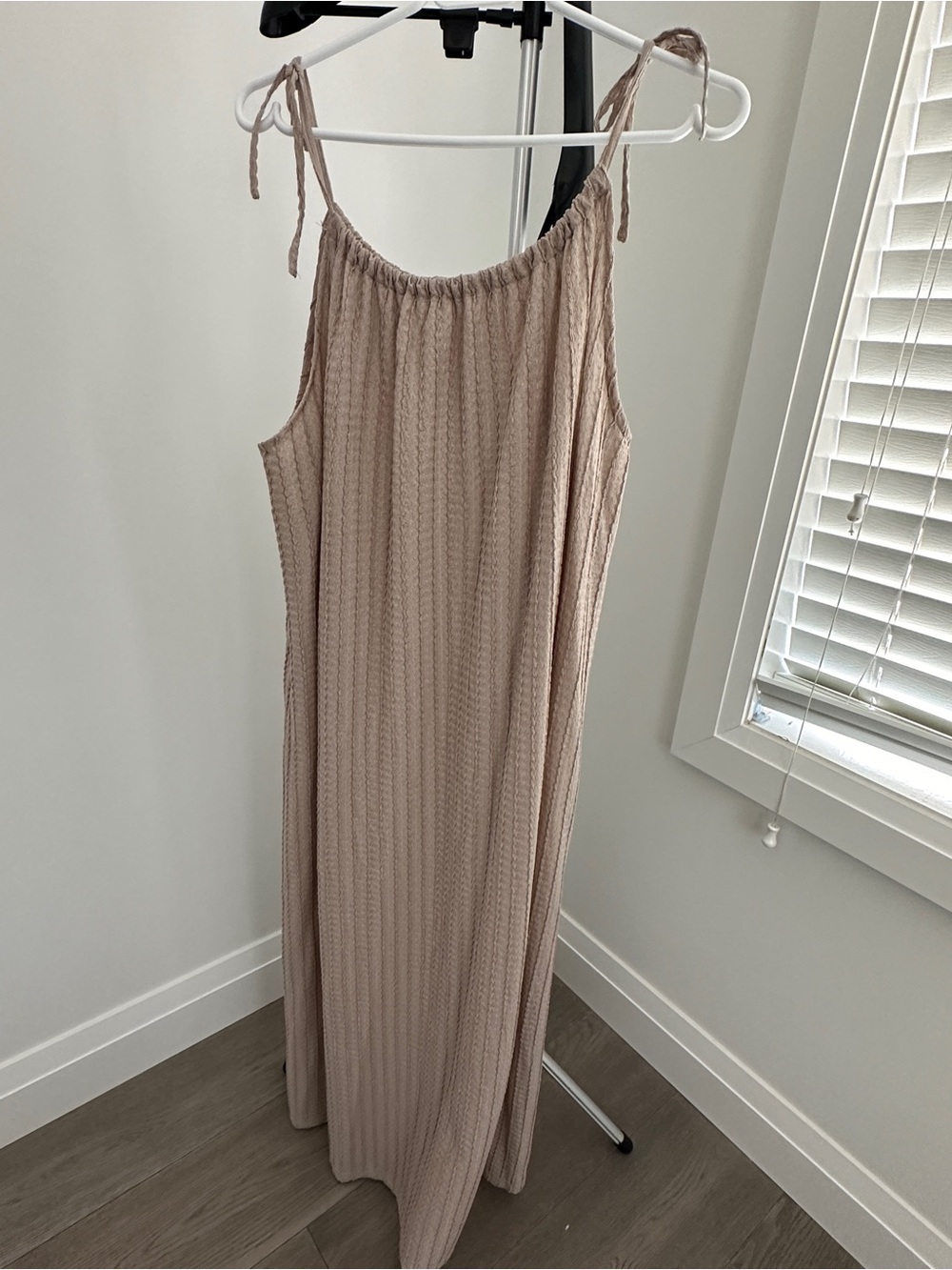 H&M Taupe Textured Tie-Strap Maxi Dress Size L